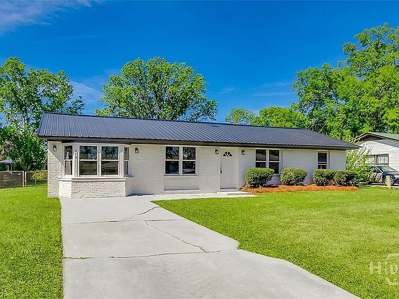 2nd image of 315 Clifton Drive