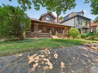 4663 Tower Grove Pl, Saint Louis, MO 63110
