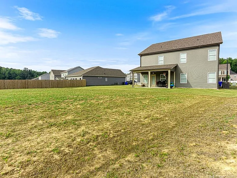 1622 Old Barn Rd — Photo 33