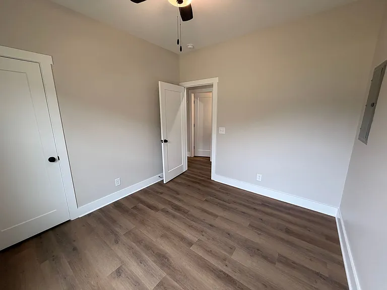 206 Cates St — Photo 5