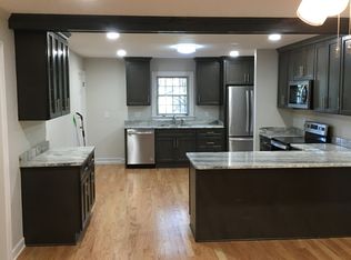 4601 Old Woodland Dr, Chesapeake, VA 23321