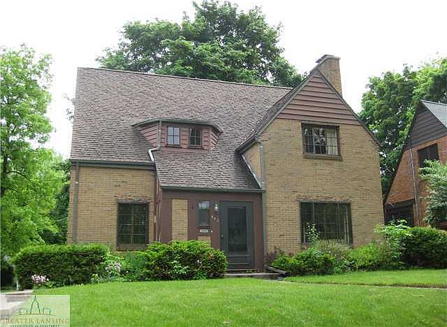 1st image of 442 E Rosewood Ave