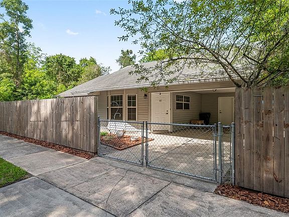 3rd image of 2080 NW 2nd St