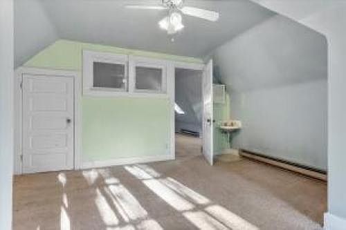 5th image of 3022A N Farwell Ave