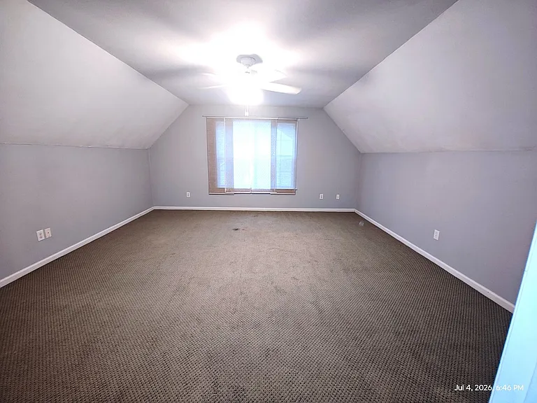 100 Lamplighter Pl — Photo 11