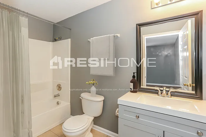 10334 Bradley Rd — Photo 11