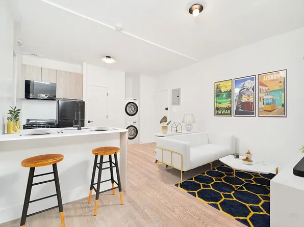 208 E 6th St, New York, NY