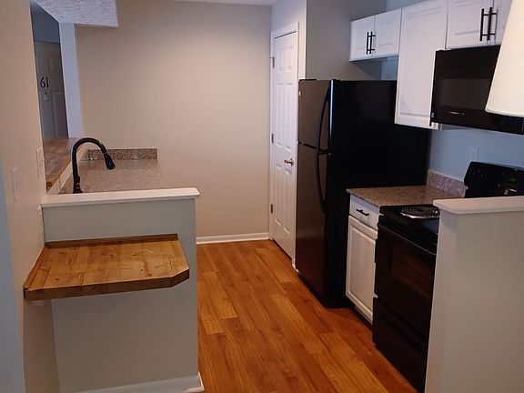 4th image of 1407 Grand Ave #5-52