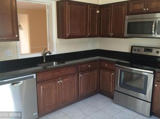 8409 Towne Crest Ct, Gaithersburg, MD 20877