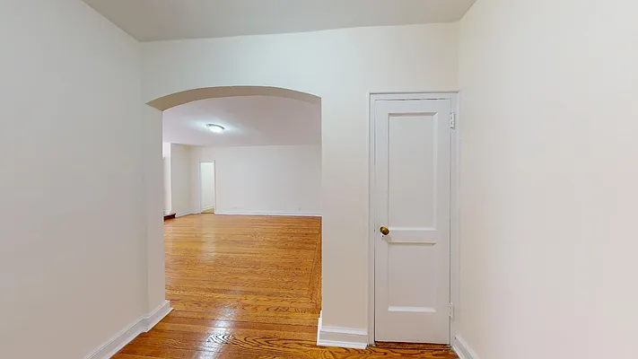 Rented by Bond New York | media 22