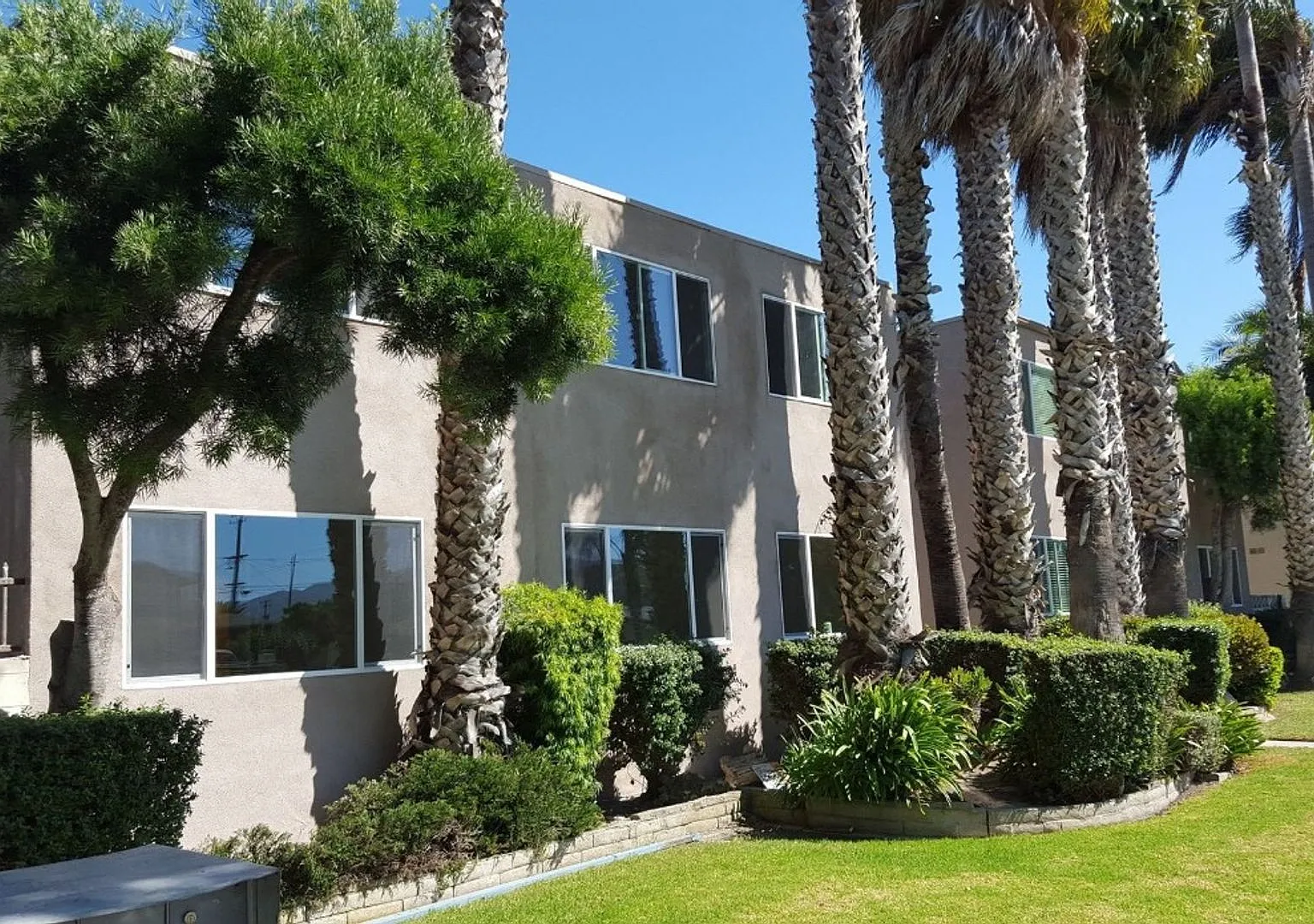 2423 630 N. Third St. — Photo 2