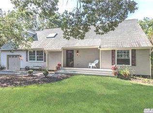 67 Trout Brook Ln, Riverhead, NY 11901