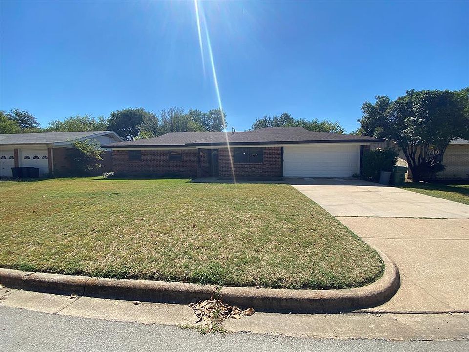 1st image of 7415 Deaver Dr