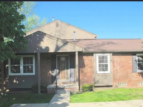 24706 Bashian Dr, Novi, MI 48375