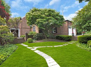 2 Orchard Farm Rd, Port Washington, NY 11050