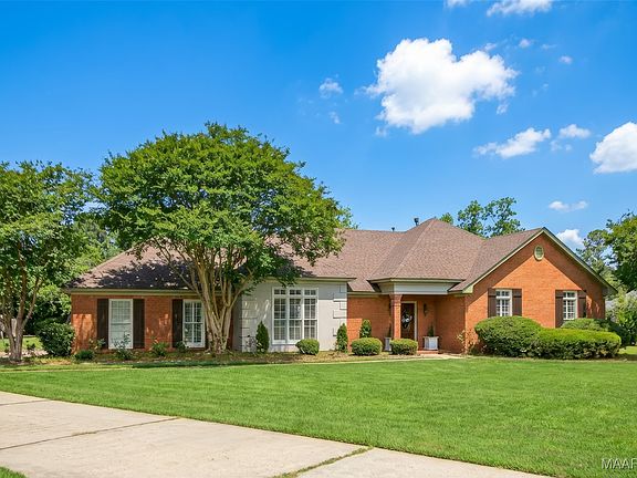 2nd image of 8201 Heathrow Pl