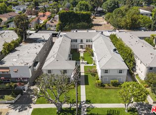 15222 1/2 Dickens St, Sherman Oaks, CA 91403