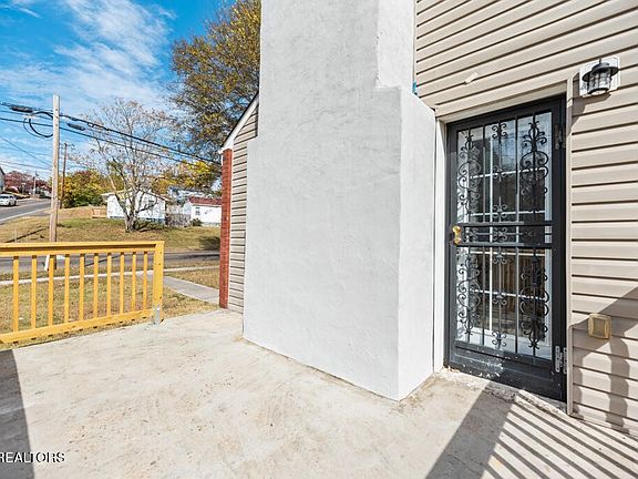 3rd image of 2400 Cecil Ave