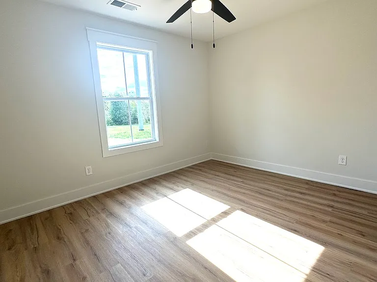 343 Woods Rd #A — Photo 5