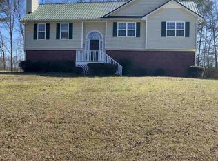 224 Deerfield Ln, Carrollton, GA