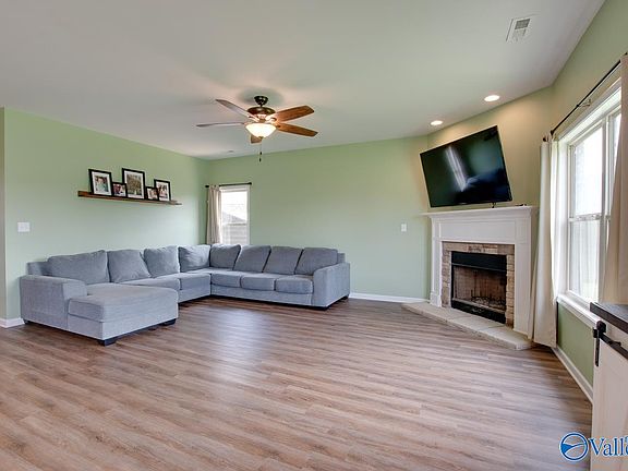 5th image of 2407 Hobbstone Cir