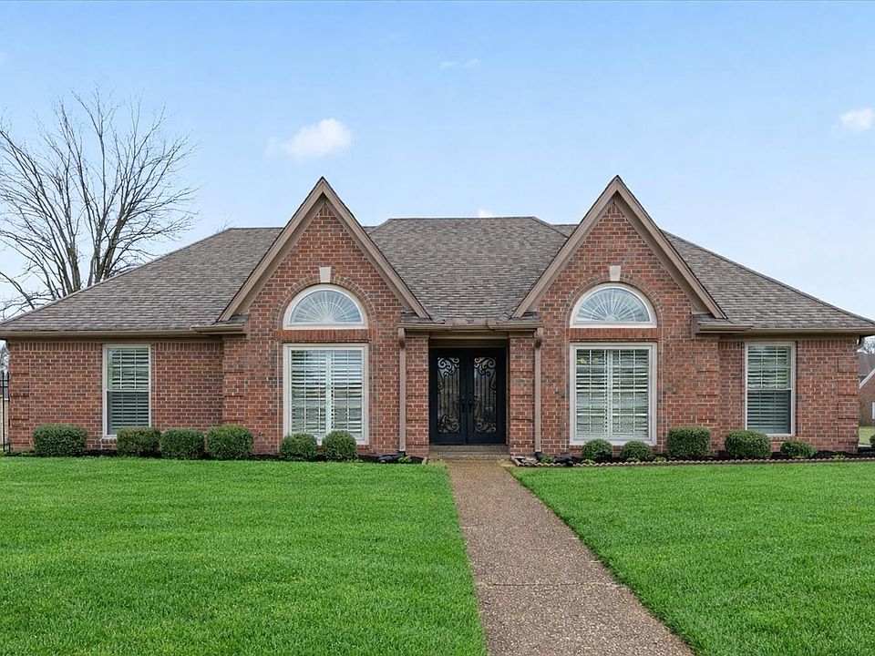 1st image of 6736 Forrest Cir