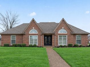 6736 Forrest Cir, Memphis, TN 38135