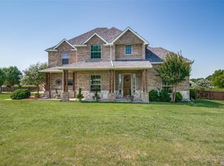 151 Whispering Winds Dr, Gunter, TX 75058