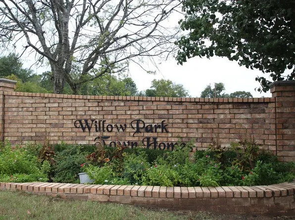 213 Cooper St Unit 20, Lindale, TX 75771