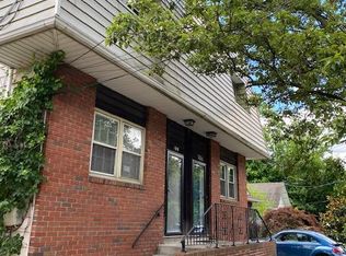 104 Lakeview Dr, Collingswood, NJ 08108