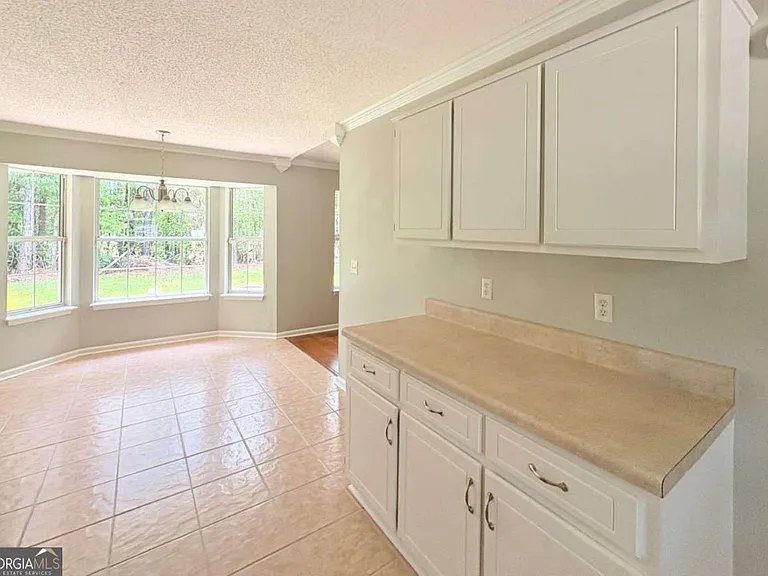 236 Woodbridge Rd — Photo 11