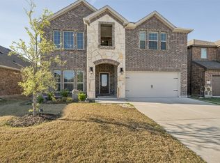 10920 Canyon Mine Dr, Aubrey, TX 76227