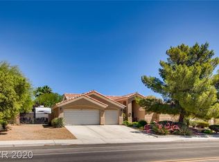 8016 W Hammer Ln, Las Vegas, NV 89149