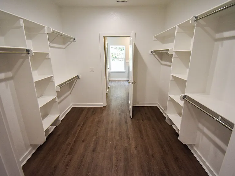 467 N Tacoma St — Photo 14