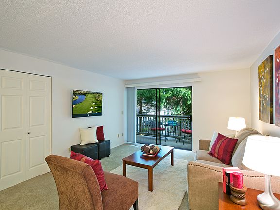 2nd image of 1420 153rd Ave NE Unit 4608