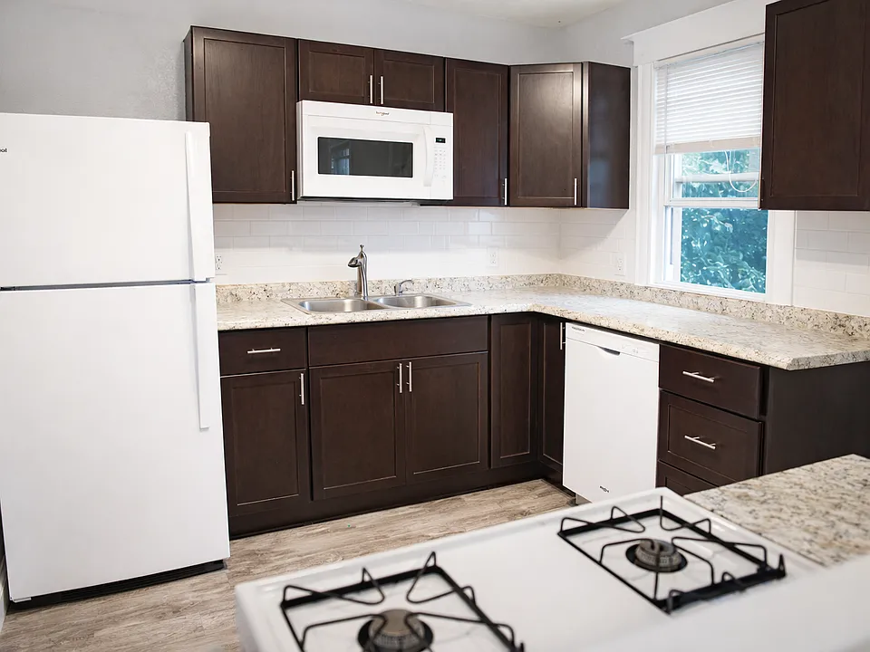 1212 Como Ave SE #3