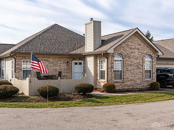 3rd image of 2031 Willow Run Cir