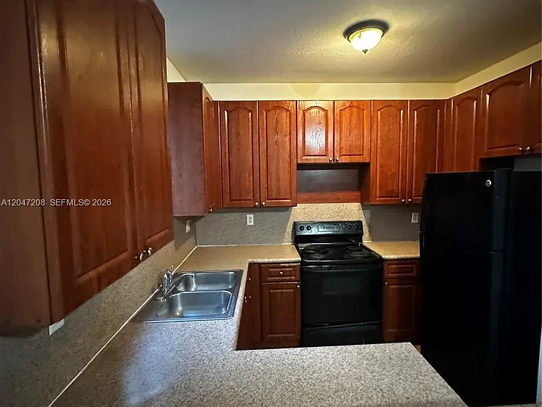 2528 SE 14th Ave — Photo 4