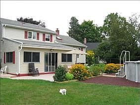 Back of house. So pretty! 