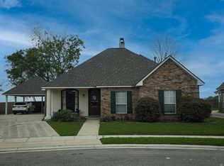 10652 Springglen Ct, Baton Rouge, LA 70810