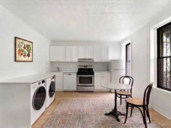 281 6th Street image 1 of 7