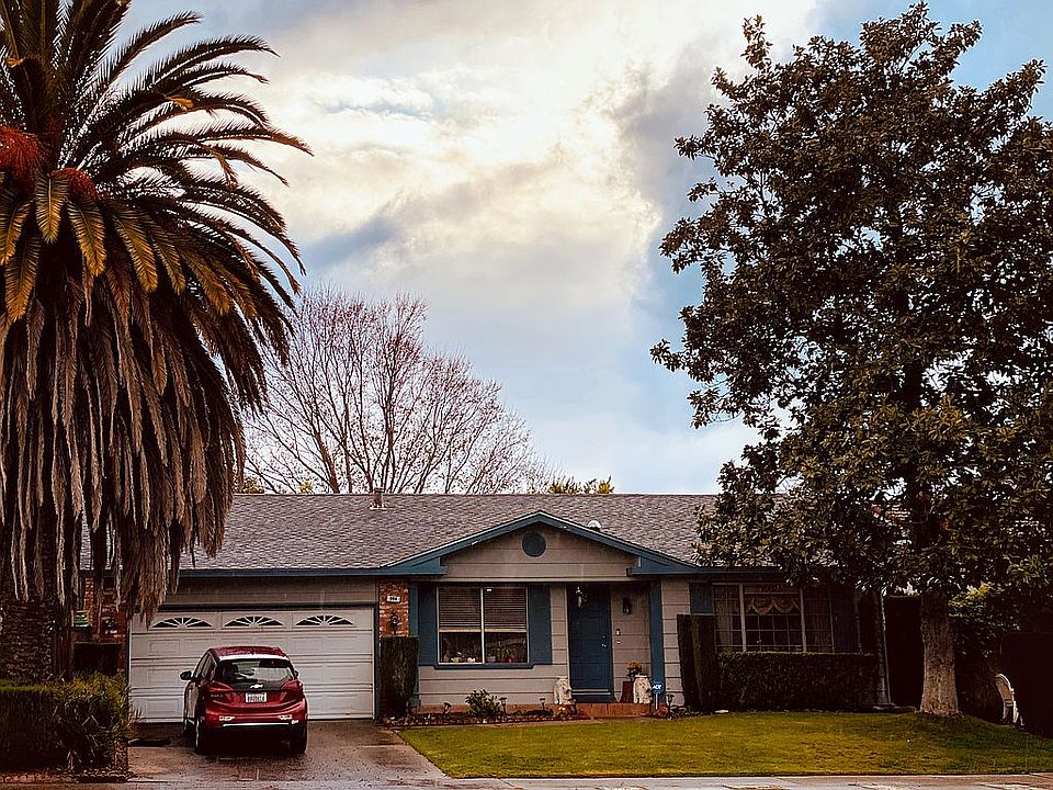 1st image of 994 Redmond Ave