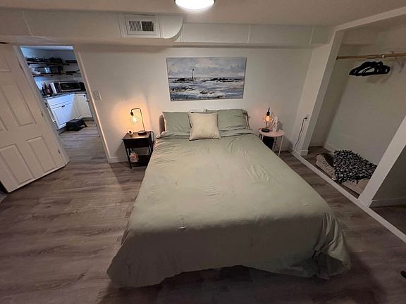 4th image of 1033 E Logan Ave #2