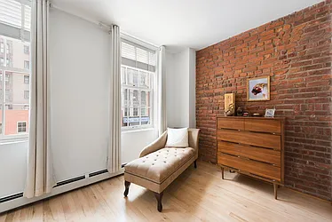 Rented by Nest Seekers International