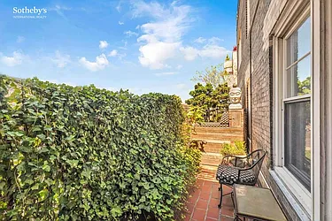 Rented by Sotheby's International Realty