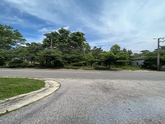 2nd image of 853 Water St #5