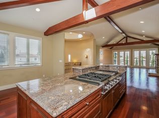 219 S Guadalupe Ave, Redondo Beach, CA 90277