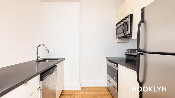 Rented by Nooklyn NYC LLC | media 7