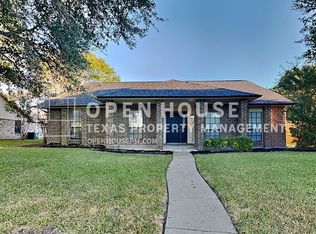 1401 Mullins Dr, Plano, TX 75025