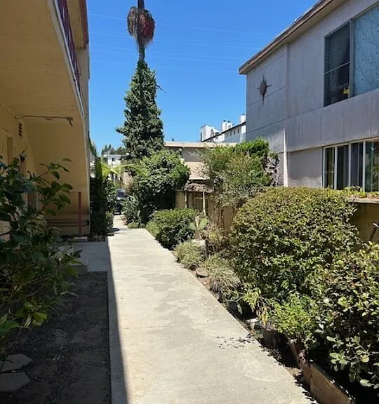 12766 Pacific Ave #5 — Photo 3